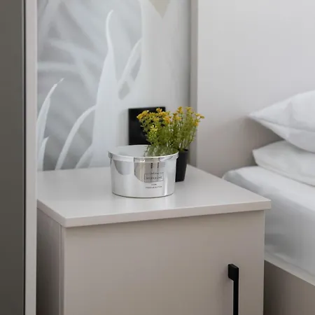 Srebrzyńska Klimatyzowane Blisko Manufaktury Parking W Garażu By Renters Prestige Apartament