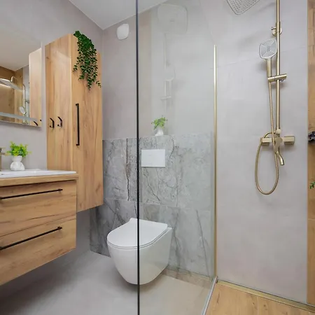 Srebrzyńska Klimatyzowane Blisko Manufaktury Parking W Garażu By Renters Prestige * Łódź