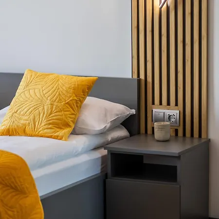 Apartament Srebrzyńska Klimatyzowane Blisko Manufaktury Parking W Garażu By Renters Prestige Łódź