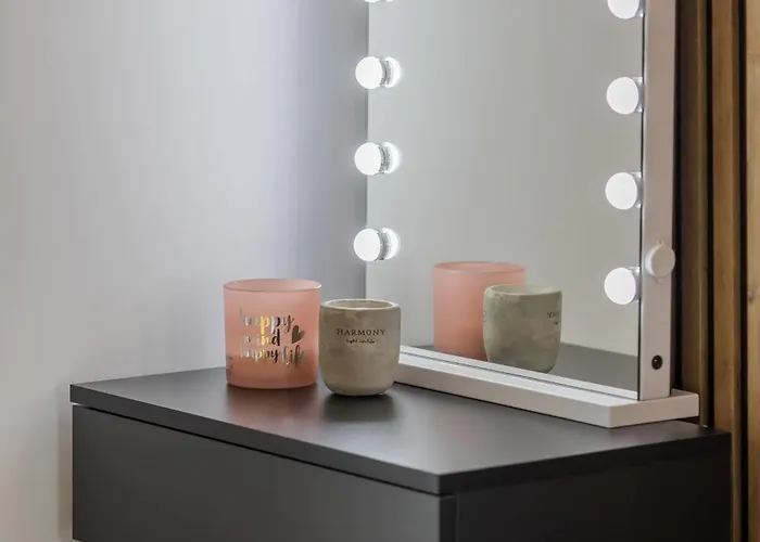 Srebrzynska Klimatyzowane Blisko Manufaktury Parking W Garazu By Renters Prestige