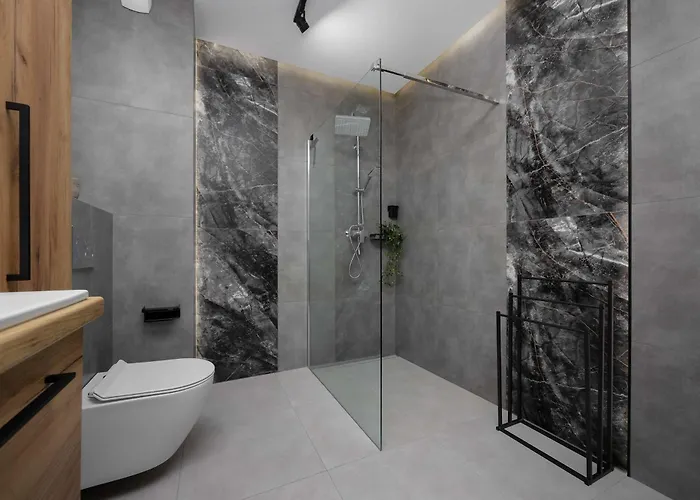 아파트 Srebrzynska Klimatyzowane Blisko Manufaktury Parking W Garazu By Renters Prestige 우치